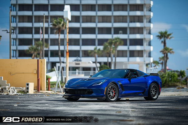 Фото дисков BC Forged TD01 Матовый графит на Chevrolet Corvette C7