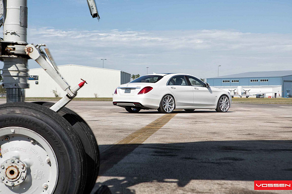 Фото дисков Vossen CVT Серебро на Mercedes-Benz S-Class (W222, C217)