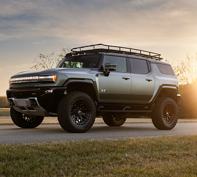 Фото дисков Vossen HFX-1 (8-Lug) на GMC Hummer EV