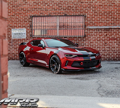 Фото дисков MRR M017 на Chevrolet Camaro VI