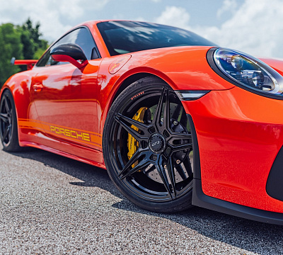 Фото дисков Strasse Wheels SV2 Deep Concave Monoblock на Porsche 911 VII