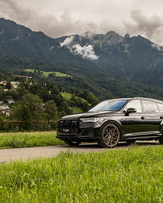 Фото дисков HF-7 Сатиновая бронза на Audi Q7 (4M)