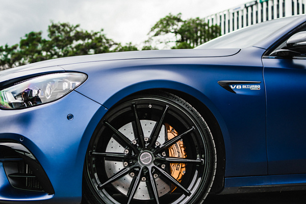 Фото дисков Brixton Forged R11-R Черный глянец на Mercedes-Benz E-Class (W213, S213, C238)