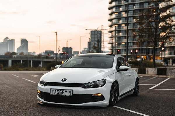 Фото дисков Bola FLF Черный глянец на Volkswagen Scirocco III