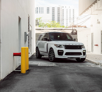 Фото дисков Vossen HF-2 на Range Rover IV