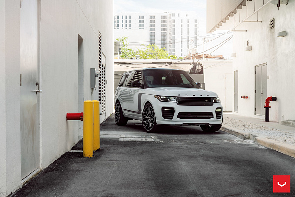 Фото дисков Vossen HF-2 Алмазная проточка на Land Rover Range Rover IV