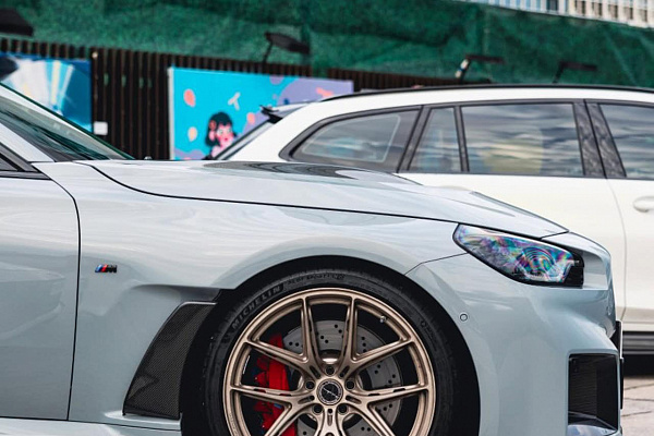 Фото дисков Brixton Forged FDE01 Сатиновое темное золото на BMW 2/M2 (G42/G87)