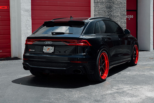 Фото дисков Anrky S3-X4 Черный сатин на Audi Q8