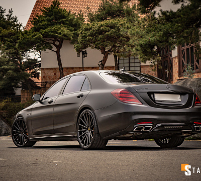 Фото дисков Vossen VFS-2 на Mercedes-Benz C-Class (W205)