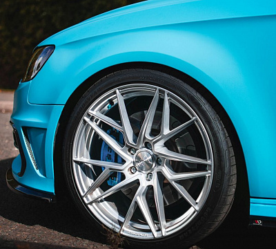 Фото дисков Bola FLR на Audi A/S/RS 3 (8V)