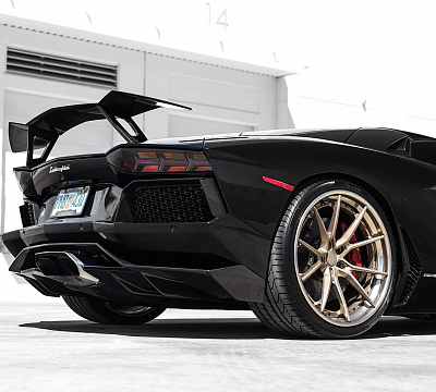Фото дисков Anrky AN32 на Lamborghini Aventador