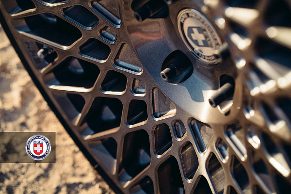 Фото дисков HRE 501M Глянцевый темный лак на BMW 3/M3 (F3x/F80)