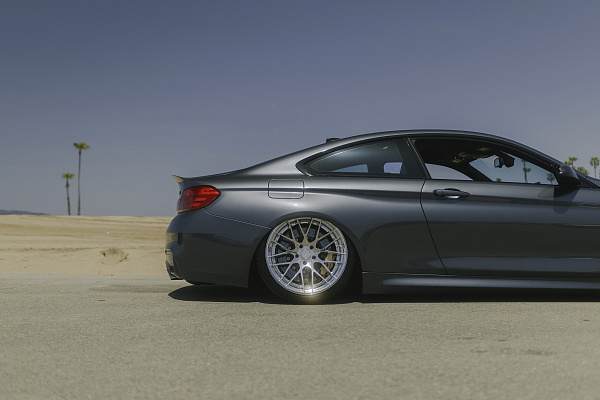 Фото дисков Rotiform RSE Полированный лак на BMW 4/M4 (F32/F82)