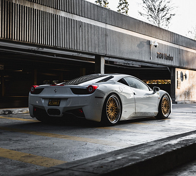 Фото дисков Brixton Forged HS1 на Ferrari 458