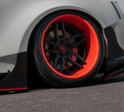 Фото дисков Strasse Wheels SV4 Deep Concave FS на Nissan GT-R