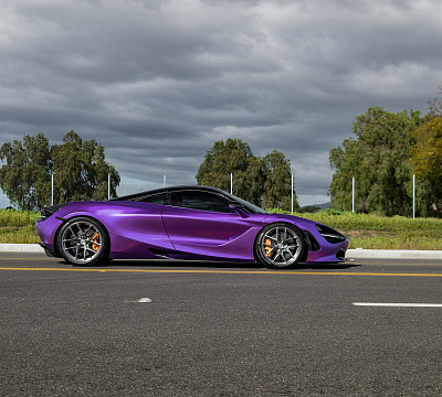 Фото дисков HRE R101 Lightweight на McLaren 720S