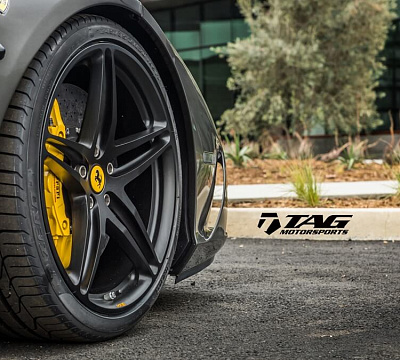 Фото дисков HRE P107 на Ferrari 458