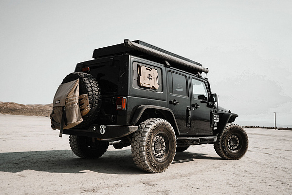 Фото дисков Black Rhino ARSENAL  на Jeep Wrangler III (JK)