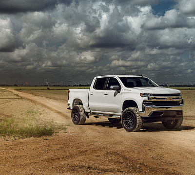 Фото дисков Vossen HF6-5 на Chevrolet Silverado IV