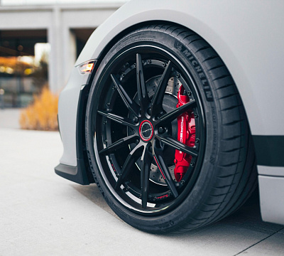 Фото дисков Brixton Forged R11-R на Porsche Cayman II