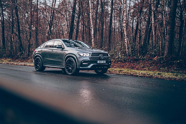 Фото дисков BRABUS Monoblock Y (Platinum Edition) Черный глянец на Mercedes-Benz GLE II