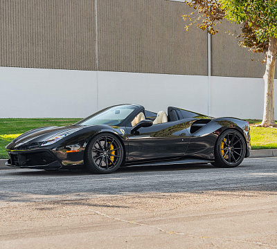 Фото дисков HRE P104SC на Ferrari 488