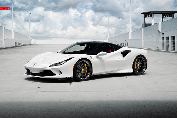 Фото дисков Anrky AN12 Глянцевый темный лак на Ferrari F8