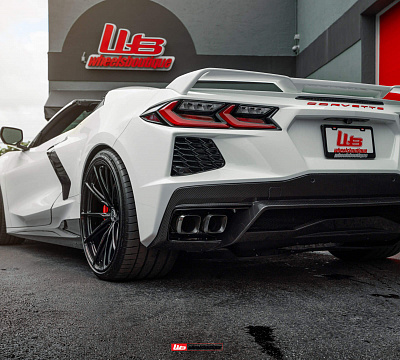 Фото дисков HRE P104SC на Chevrolet Corvette C8