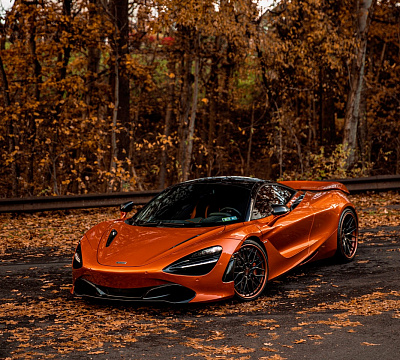 Фото дисков Strasse Wheels SV10M Deep Concave FS на McLaren 720S