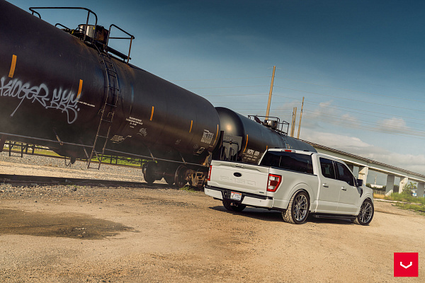 Фото дисков Vossen HFX-2 (6-Lug) Серебро на Ford F-150 XIV