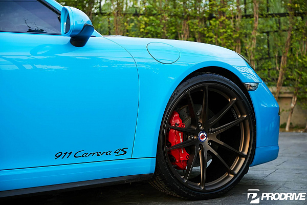 Фото дисков HRE P104 Сатиновая бронза на Porsche 911 VII