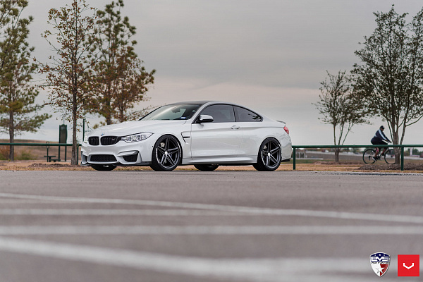 Фото дисков Vossen VFS-5 Глянцевый графит на BMW 4/M4 (F32/F82)