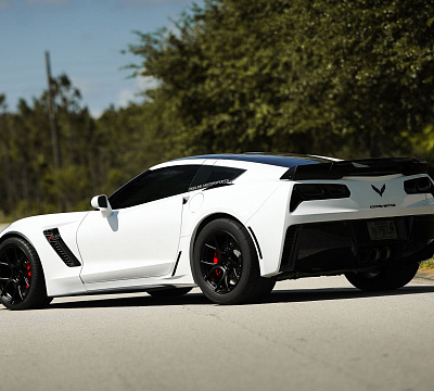 Фото дисков BC Forged RZ05 на Chevrolet Corvette C7