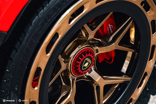 Фото дисков Brixton Forged PF7 Aerotech Глянцевая темная медь на Lamborghini Huracan