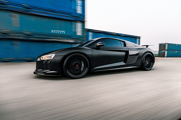 Фото дисков Strasse Wheels SV10M Deep Concave FS Другой цвет на Audi R8 (4S)