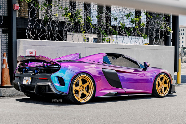 Фото дисков Strasse Wheels SV5 Deep Concave Duoblock Глянцевая бронза на McLaren 650S