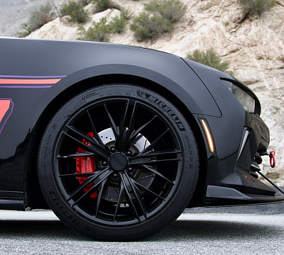 Фото дисков MRR M650 на Chevrolet Camaro VI