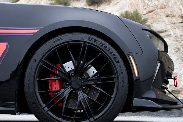 Фото дисков MRR M650 Черный сатин на Chevrolet Camaro VI