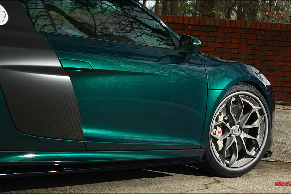 Audi R8