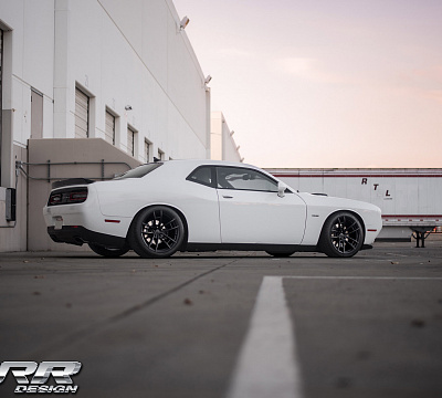 Фото дисков MRR M392 на Dodge Challenger III