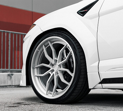 Фото дисков Anrky AN31 на Lamborghini Urus