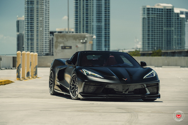 Фото дисков Vossen S17-01 (3-Piece) Сатиновый темный лак на Chevrolet Corvette C8