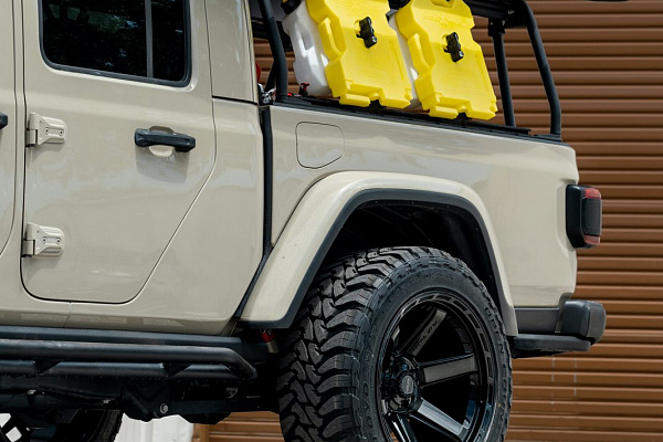 Фото дисков 4PLAY 4P63 Черный глянец на Jeep Gladiator II (JT)