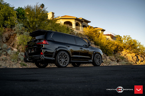 Фото дисков Vossen HF-2 Сатиновый графит на Lexus LX III