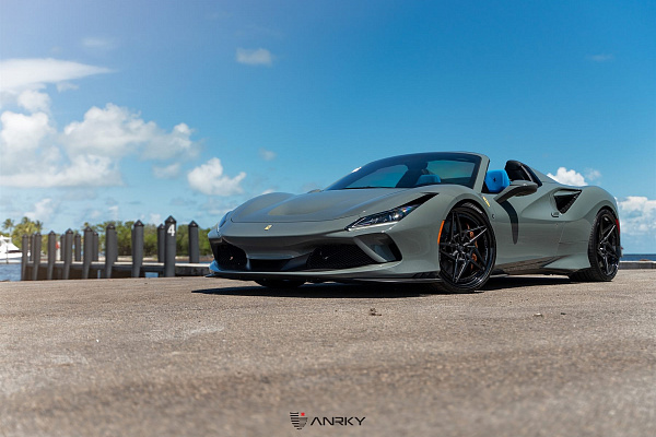 Фото дисков Anrky S3-X3 Черный глянец на Ferrari F8
