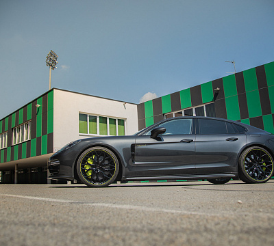 Фото дисков Vossen HF-2 на Porsche Panamera II