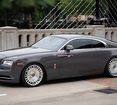 Фото дисков Brixton Forged LX07 на Rolls-Royce Wraith