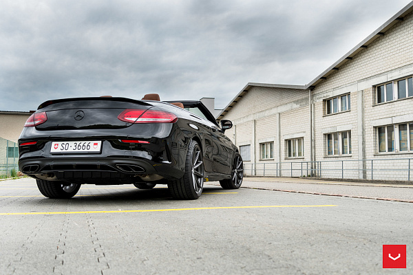 Фото дисков Vossen VFS-10 Глянцевый графит на Mercedes-Benz C-Class (W205)