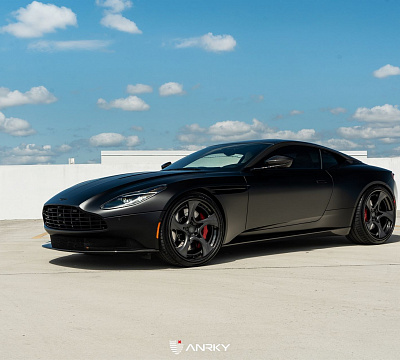 Фото дисков Anrky XR-305 на Aston Martin DB11