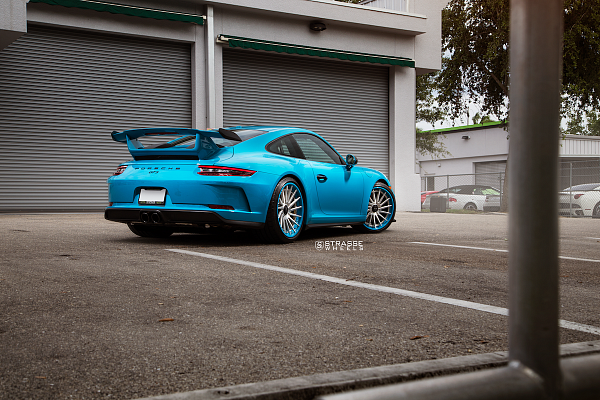 Фото дисков Strasse Wheels SV15T Deep Concave FS Другой цвет на Porsche 911 VII